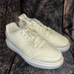 NWOT Goodfellow Men’s Canvas Sneaker W/Faux Leather Back-Size 9